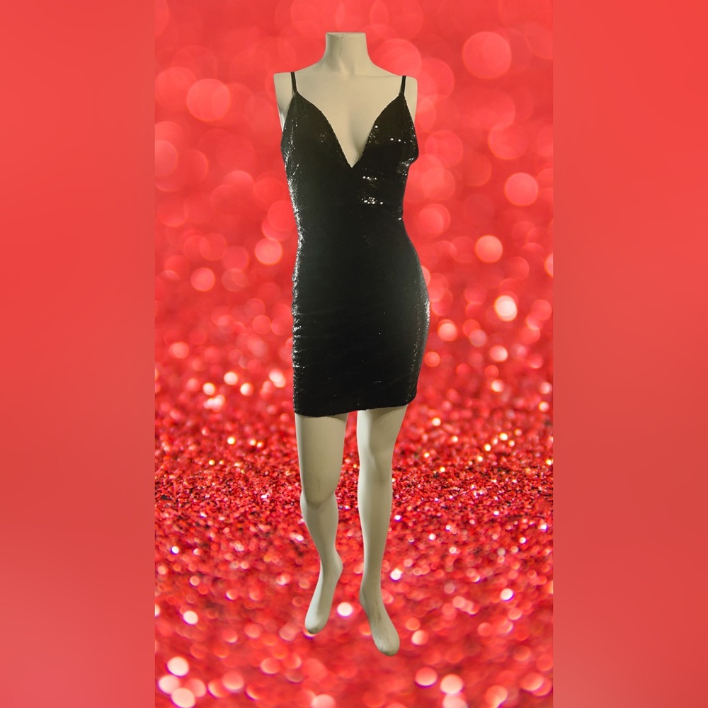 Sequined Cocktail Dress w/ Plunging Neckline, Size S
